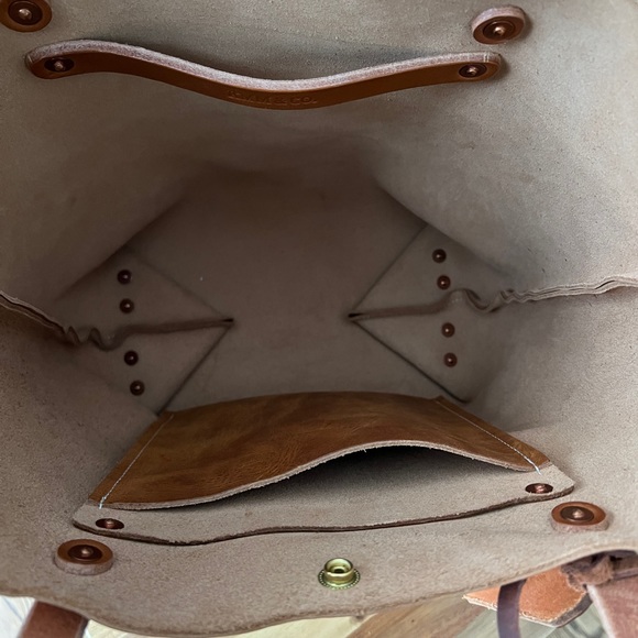 ♥️ KMM & Co Leather Tote in Distressed Ochre - Picture 3 of 15